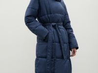 Стеганое утепленное пальто с поясом