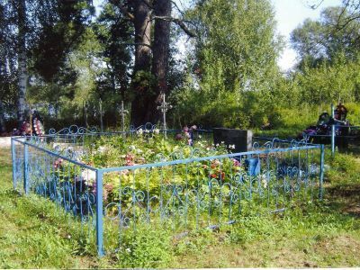 Братская могила мирных жителей, погибших в 1943 г. от рук немецко-фашистских оккупантов