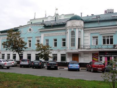 Жилой дом второй половины XIX в. (образцовый фасад)