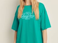 Оверсайз футболка с принтом