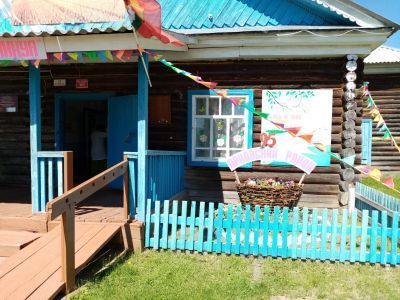 Новоалександровская сельская библиотека