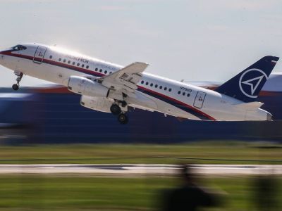 Минтранс не видит оснований для приостановки полетов SSJ-100