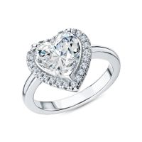 Серебряное кольцо с фианитами