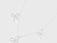 Серебристая цепочка с подвесками-бантиками Глория Джинс