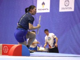 Мас-рестлеры Якутии прошли в финал чемпионата России