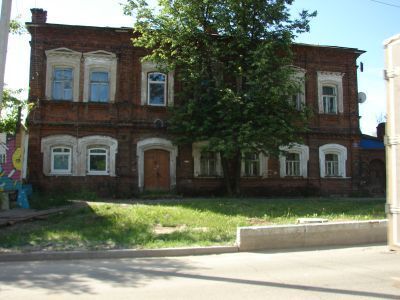 Дом купцов Лихачевых с воротами