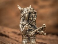 Бусина для темляка Валькирия, мельхиор