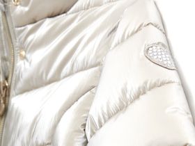 Куртка для маленькой девочки