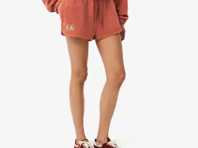 Короткие шорты Lacoste с эффектом стирки