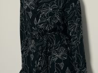 Платье с цветочным принтом и поясом