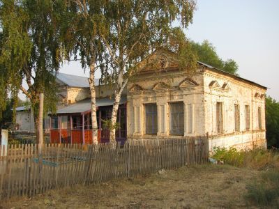 Здание школы, где преподавал в 1913 - 1914 гг. и в 1917 - 1918 гг. А.С. Неверов
