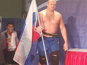 Сенсационная смена мирового лидера в мас-рестлинге