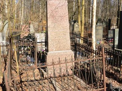 Могила Гореленко Филиппа Демидовича (1888-1956 г.г.) - Героя Советского Союза