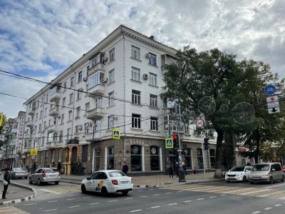 Памятное место, где в 1958 - 1975 годы жил композитор Г.М. Плотниченко