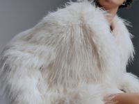 Шуба из искусственного меха, Бежевый