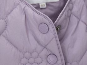 Жилет утепленный для маленькой девочки