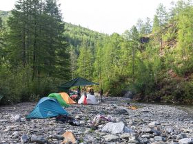 «В горах Семи Хребтов. Водопады хребта Сэттэ Дабан»