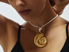 Колье, Золотой