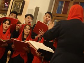 Глава Якутии посетил Пасхальное богослужение