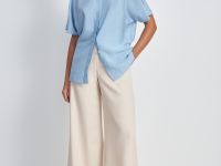 Блузка с коротким рукавом и отложным воротником