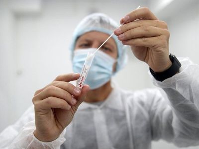 Все тяжелые случаи заболевания COVID-19 зарегистрированы у невакцинированных больных