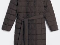 Пуховое стеганое пальто с поясом