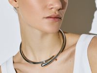 Женское колье, Серебряный