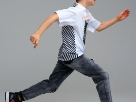 Фуфайка трикотажная для мальчиков (футболка)