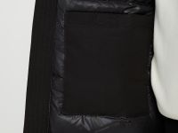 Пуховое полупальто с накладными карманами и капюшоном