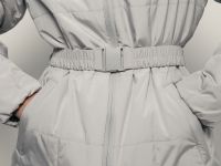 Утепленная куртка с эластичным поясом