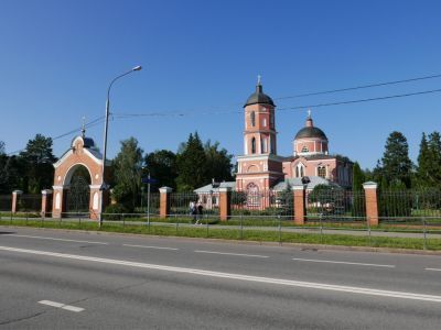 Церковь Николы Чудотворца в деревне Ржавки, с колокольней