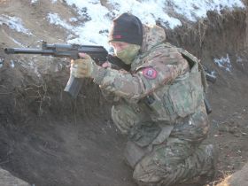 Бойцы из Якутии обучают штурмовиков в зоне СВО сбивать дроны дробовиками