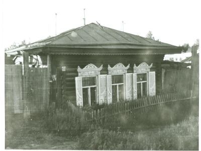 Дом жилой (дерево)