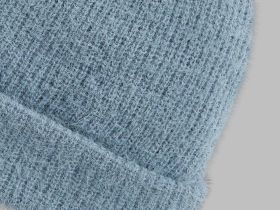 Вязаная шапка