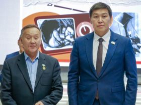 Награждены работники и ветераны отрасли связи в честь 95-летия якутского радио