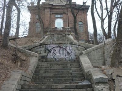 Лестница гранитная