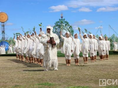 В Амгинском районе состоялось открытие Ысыаха Олонхо