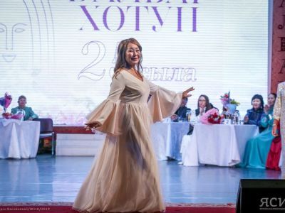 Титул «Далбар Хотун-2019» завоевала Дария Павлова из Верхневилюйского района