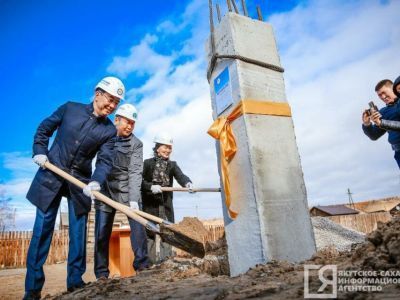 Первую сваю нового детсада установили в Хангаласском районе Якутии