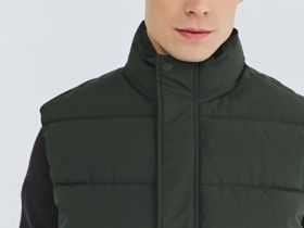 Утеплённый стёганый жилет, Зеленый