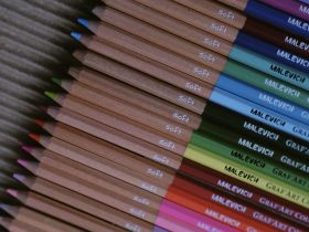 Карандаш цветной Малевичъ "GrafArt Soft" фиолетово-розовый 014