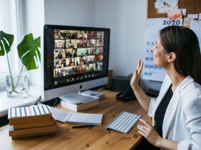 Родителей школьников приглашают на общероссийское собрание в VK