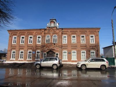 Здание женской гимназии