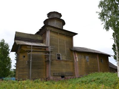 Троицкая церковь (деревянная)