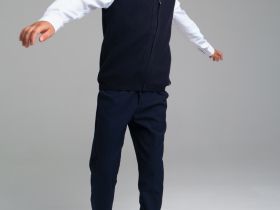 Жилет вязаный на молнии