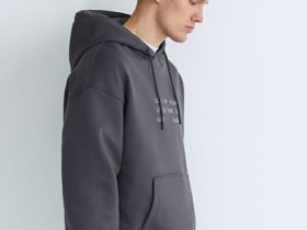 Худи с текстовым принтом, Серый