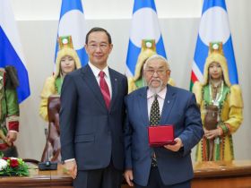 Глава Якутии вручил государственные награды