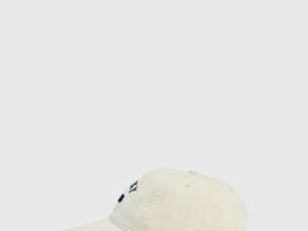 Бейсболка с вышивкой, Белый
