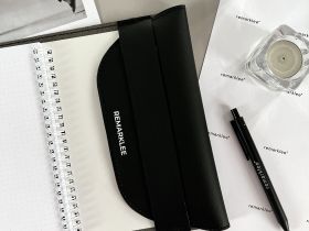 Кожаная обложка универсальная Remarklee "Бирюзовая"