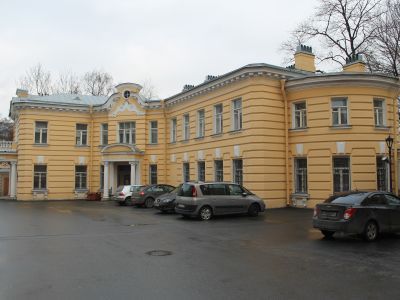 Контора кладбищенская и архиерейская гостиница